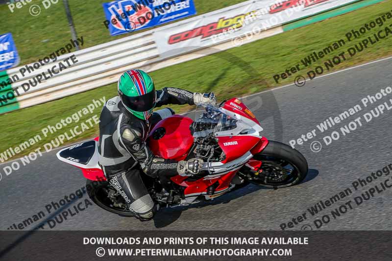 PJ Motorsport Photography 2018;enduro digital images;event digital images;eventdigitalimages;mallory park;mallory park photographs;mallory park trackday;mallory park trackday photographs;no limits trackdays;peter wileman photography;racing digital images;trackday digital images;trackday photos